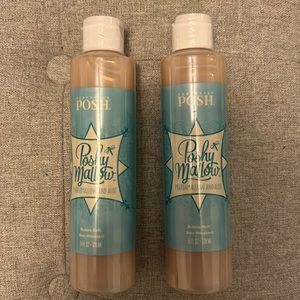 New- 2 bottles Perfectly posh poshy mallow bubble bath